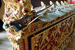 bowedgamelan-detail1.jpg