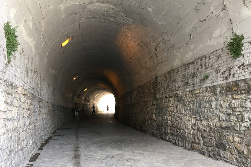 Tunnel-Under-Town-Pamploma.jpg