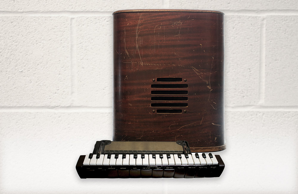 solovox-wall.jpg